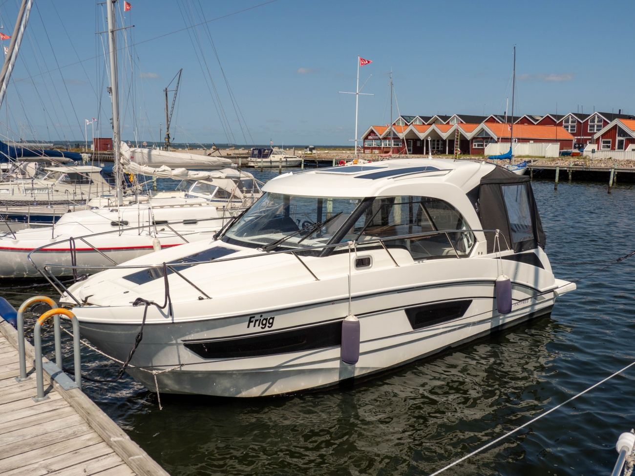 Beneteau Antares 9 — Photo 1