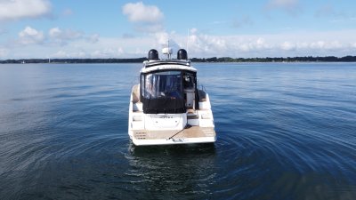 Galeon 405 HTS — Photo 4
