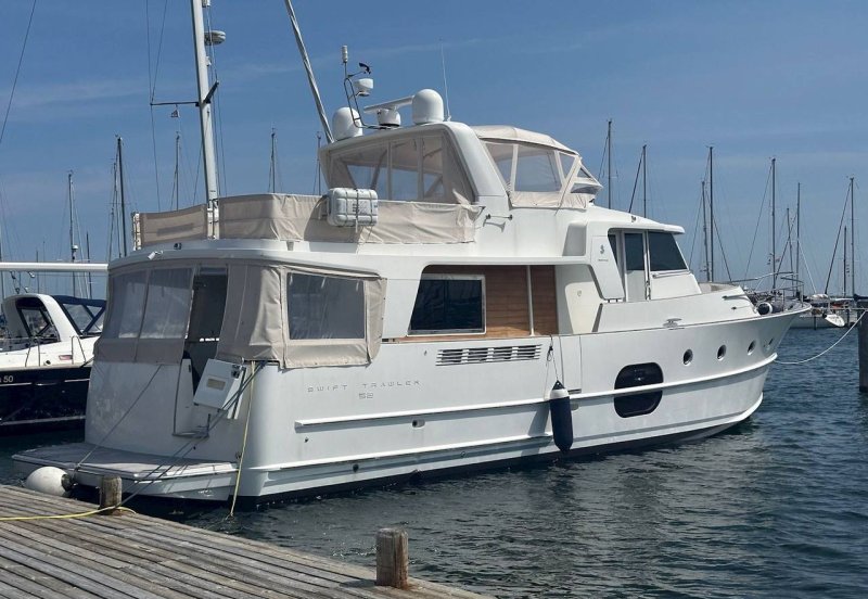 Beneteau Swift Trawler 52
